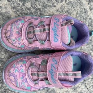 Lightly Used Sketchers Light Up Shoes!